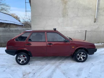 Авто ВАЗ 2109 1988 № 7295281