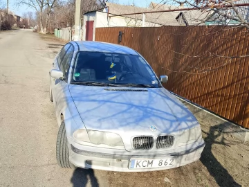 Авто BMW 02 E10  2001 № 7295696