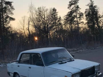 Авто ВАЗ 2107 1993 № 7296480