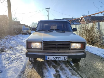 Авто ВАЗ 2107 1984 № 7296485