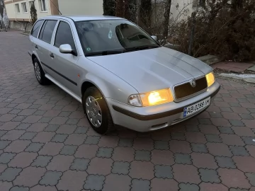 Авто Skoda Octavia 2000 № 7298135