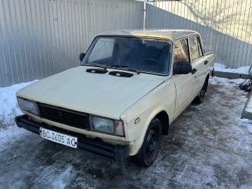 Авто ВАЗ 2105 1995 № 7299697