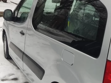 Авто Peugeot Partner 2011 № 7302497
