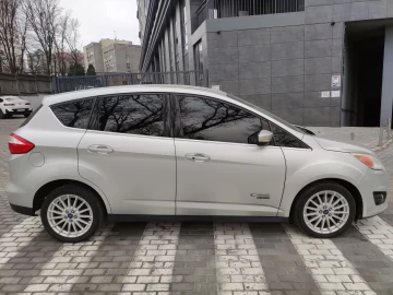 Авто Ford C-Max 2013 № 7303119