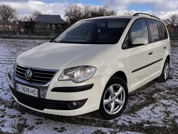 Авто Volkswagen Touran 2007 № 7304378