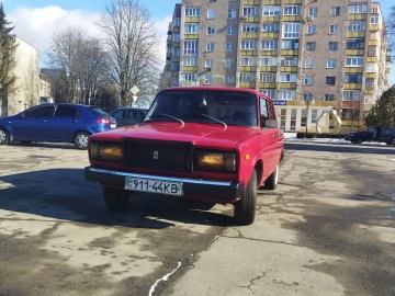 Авто ВАЗ 2107 1998 № 7305081