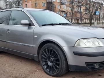 Авто Volkswagen Passat Sedan 2003 № 7306112