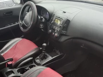 Авто Hyundai I30 2008 № 7307320