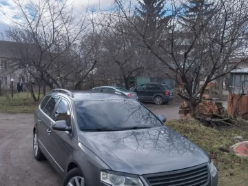 Авто Volkswagen Passat Variant 2006 № 7307575