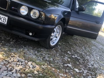 Авто BMW 5 Серия 1992 № 7308090