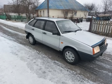 Авто ВАЗ 2109 2001 № 7310371