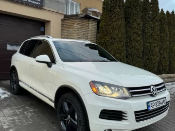 Авто Volkswagen Touareg 2012 № 7311168