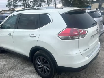 Авто Nissan Rogue 2016 № 7313914