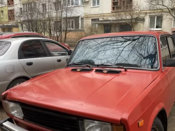 Авто ВАЗ 2105 1988 № 7314467