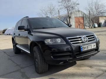 Авто Volkswagen Touareg 2006 № 7314700