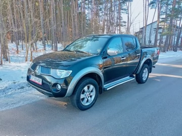 Авто Mitsubishi L 200 2010 № 7314894