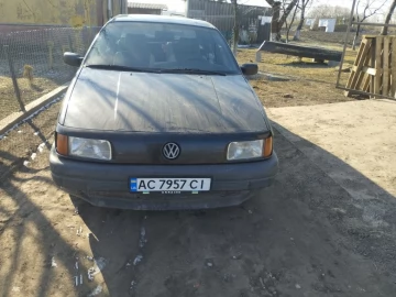 Авто Volkswagen Passat Sedan 1992 № 7316225