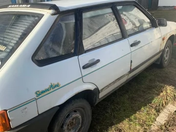 Авто ВАЗ 2109 1993 № 7317575