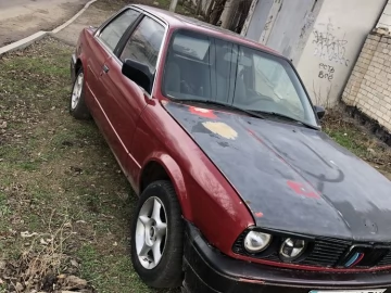Авто BMW 3 Серия 1983 № 7319881