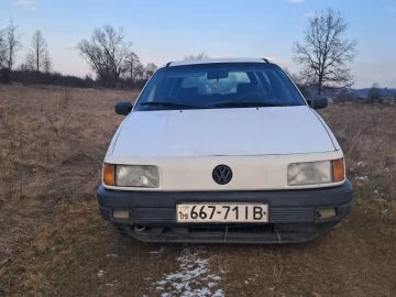 Авто Volkswagen Passat Variant 1992 № 7319926