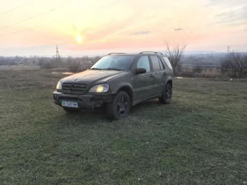 Авто Mercedes Ml Серия 2001 № 7319973