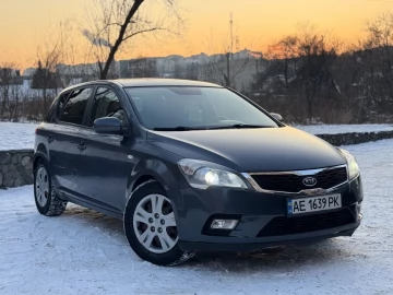 Авто KIA Cee X27 D 2010 № 7320192
