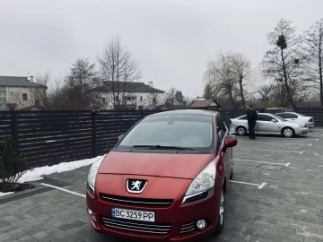 Авто Peugeot 5008 2011 № 7321349