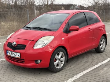 Авто Toyota Yaris 2006 № 7321456
