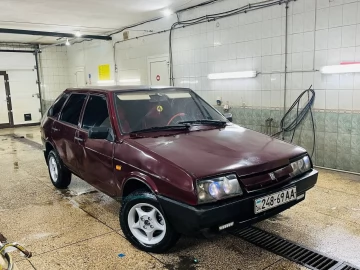 Авто ВАЗ 2109 1995 № 7321547