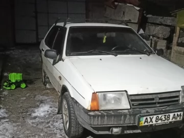 Авто ВАЗ 21099 1992 № 7322798