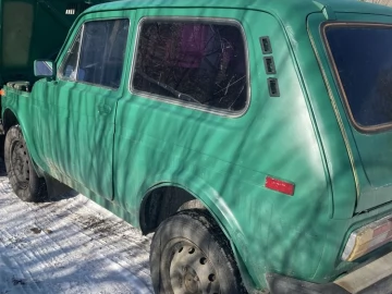 Авто ВАЗ 2121 1984 № 7324532