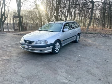 Авто Toyota Avensis 2002 № 7324711