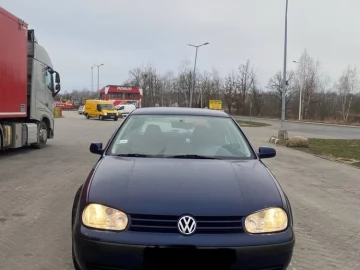 Авто Volkswagen Golf 2000 № 7325845