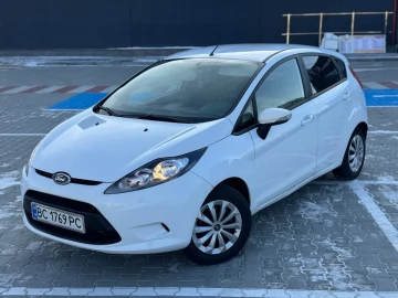 Авто Ford Fiesta 2010 № 7326005