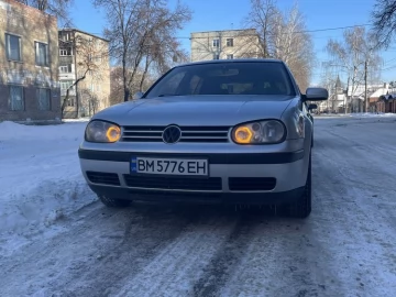 Авто Volkswagen Golf 2000 № 7326271