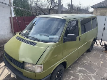 Авто Volkswagen Transporter 1991 № 7326498