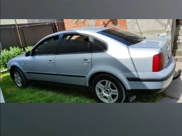 Авто Volkswagen Passat Sedan 1999 № 7327909