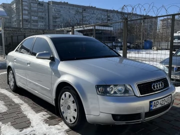 Авто Audi A4 2004 № 7330188