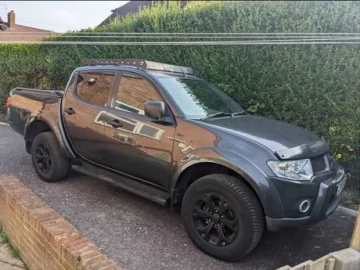 Авто Mitsubishi L 200 2010 № 7330558