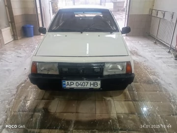 Авто ВАЗ 2109 1992 № 7330805