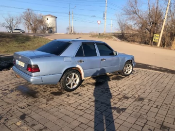 Авто Mercedes E Серия 1992 № 7331639