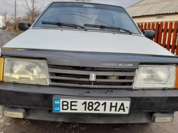 Авто ВАЗ 2109 2002 № 7333011
