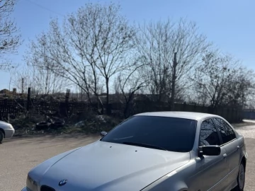 Авто BMW 5 Серия 2001 № 7333063