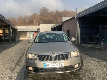 Авто Skoda Superb 2013 № 7333350
