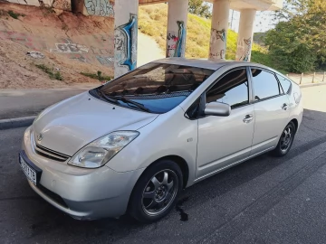 Авто Toyota Prius 2005 № 7333876