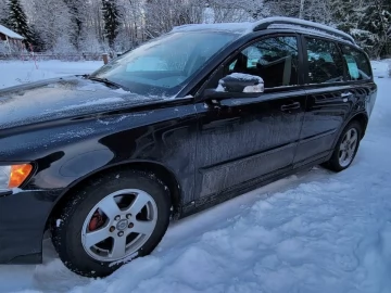 Авто Volvo V50 2008 № 7334179