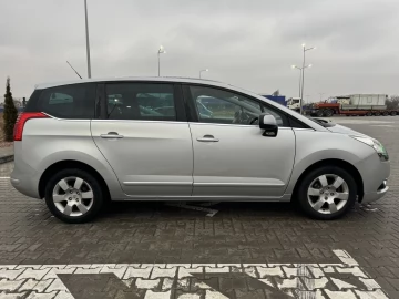 Авто Peugeot 5008 2010 № 7336705