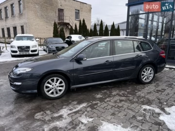 Авто Renault Laguna 2010 № 7336709