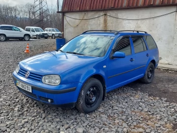 Авто Volkswagen Golf 2000 № 7337063