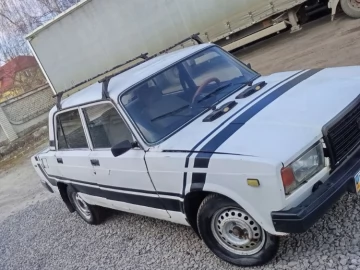 Авто ВАЗ 2107 1990 № 7338616
